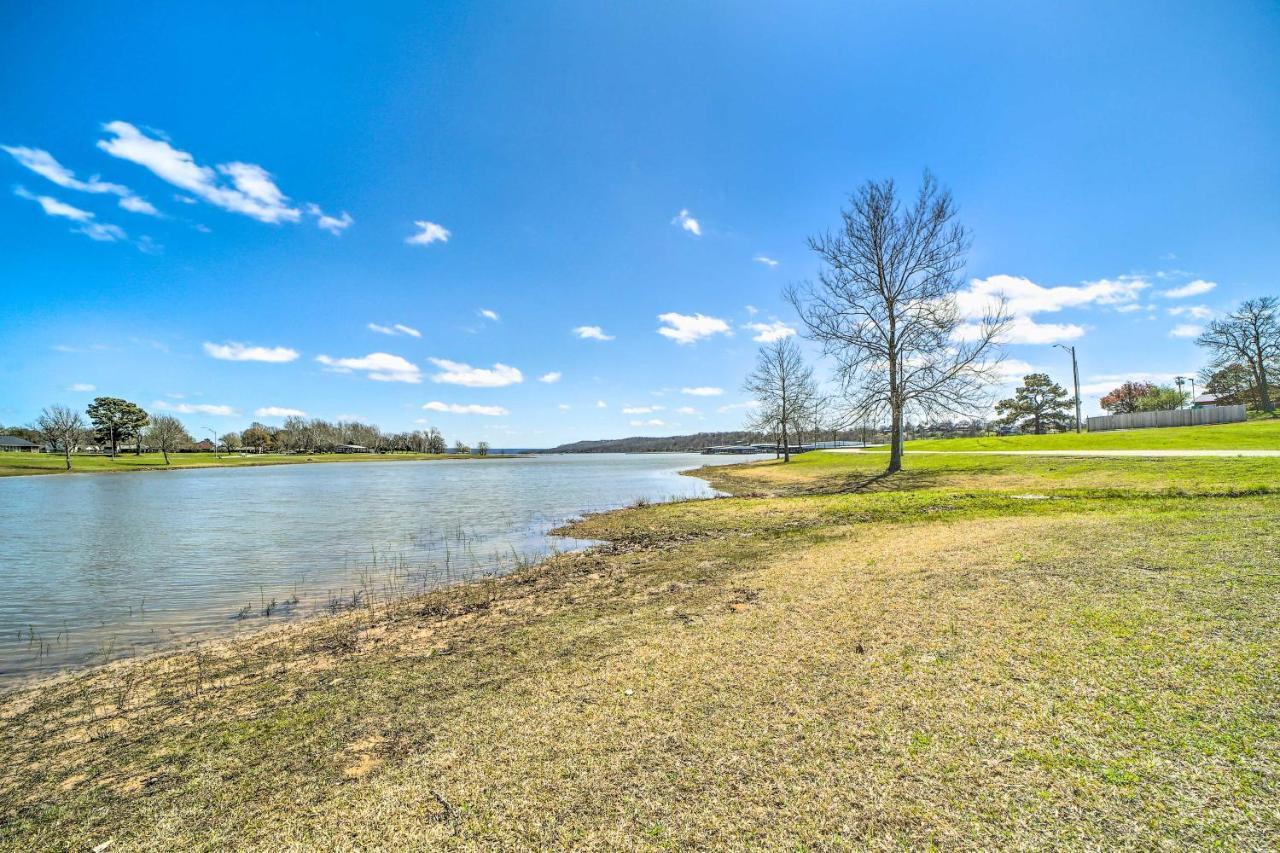 Lake Eufaula Retreat With Fire Pit, Near Main St!别墅 外观 照片